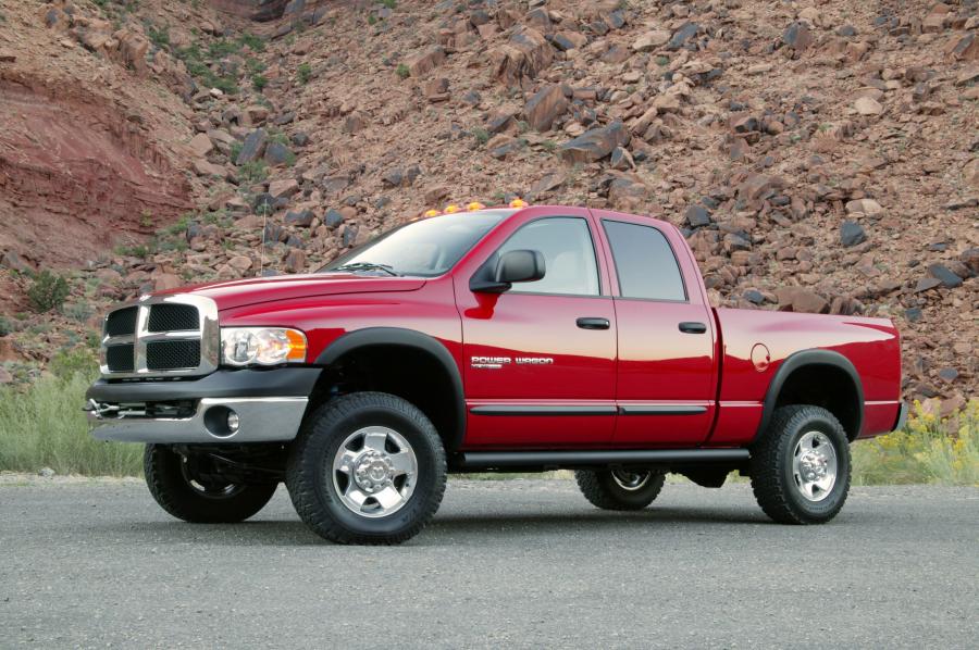  Dodge Ram Power Wagon Quad Cab 2005 года  (фото 14 из 61)